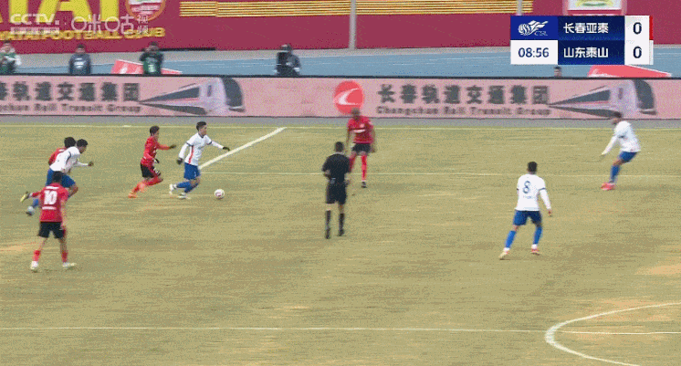 老将领衔破门,帮助球队取得胜利 老将领衔破门,帮助球队取得胜利