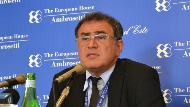 里尔主教练突然离任,俱乐部管理层面临困境的简单介绍 里尔主教练突然离任,俱乐部管理层面临困境的简单介绍