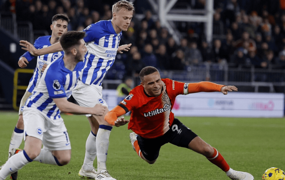 九游娱乐官方-包含布莱顿球员遭遇失误，导致球队遗憾失利的词条