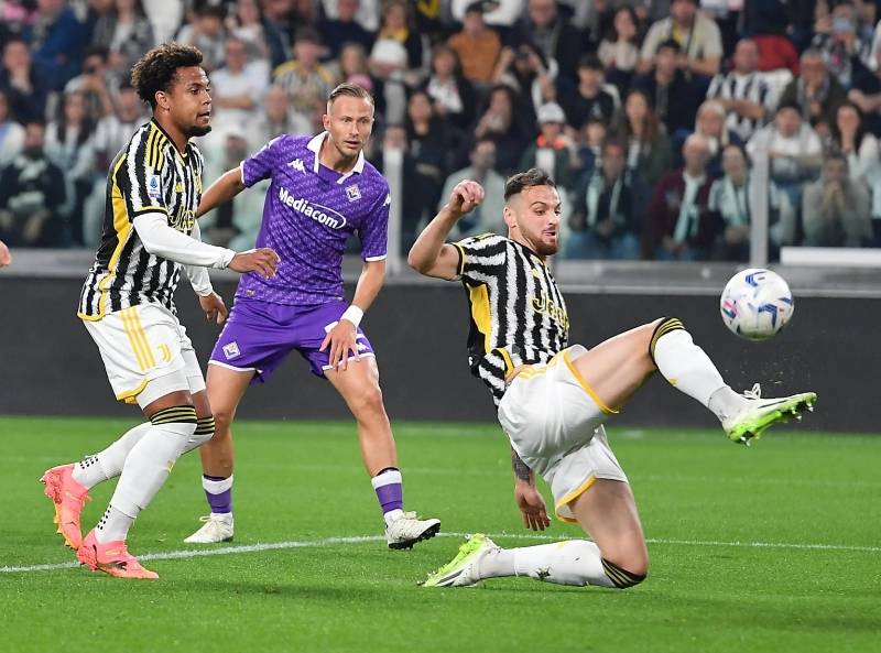 尤文图斯逆转战胜佛罗伦萨,实力体现 尤文图斯逆转战胜佛罗伦萨,实力体现