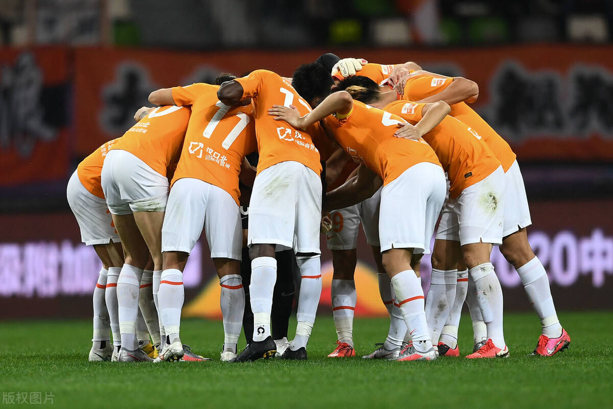 关于卓尔对阵绿城,两支实力均衡的球队展开对决的信息 关于卓尔对阵绿城,两支实力均衡的球队展开对决的信息