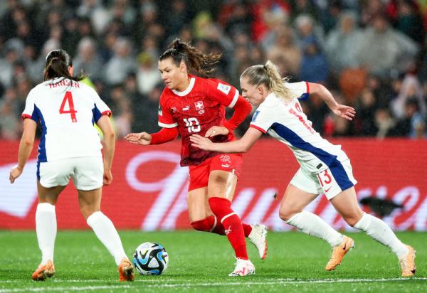 九游娱乐首页-包含加拿大女足成功逆袭，晋级女足世界杯半决赛的词条