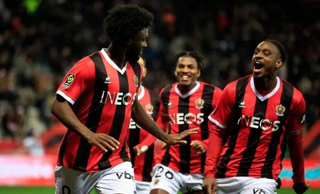 九游娱乐-关于南特斩连胜，法甲竞争激烈升温的信息