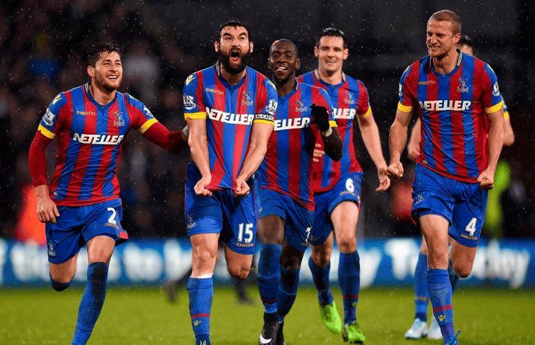 包含水晶宫客场失利，积分仍落后于中游球队的词条