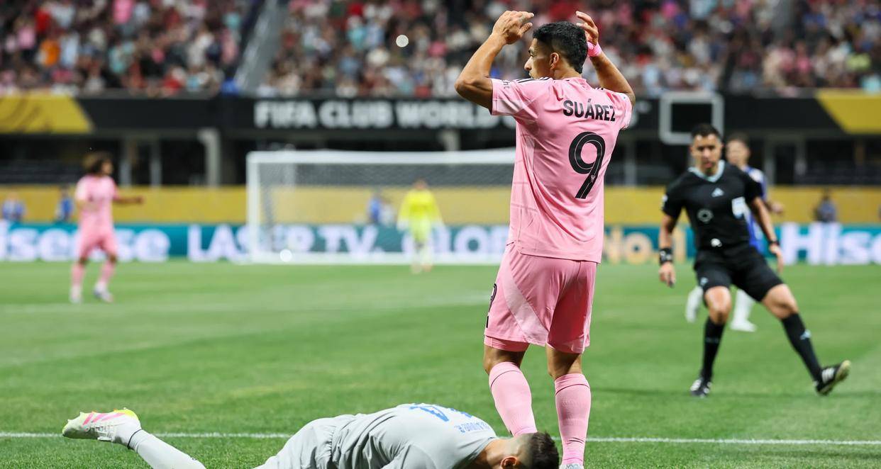 包含梅西再献绝杀,巴塞罗那全取三分,晋级欧冠次轮的词条 包含梅西再献绝杀,巴塞罗那全取三分,晋级欧冠次轮的词条