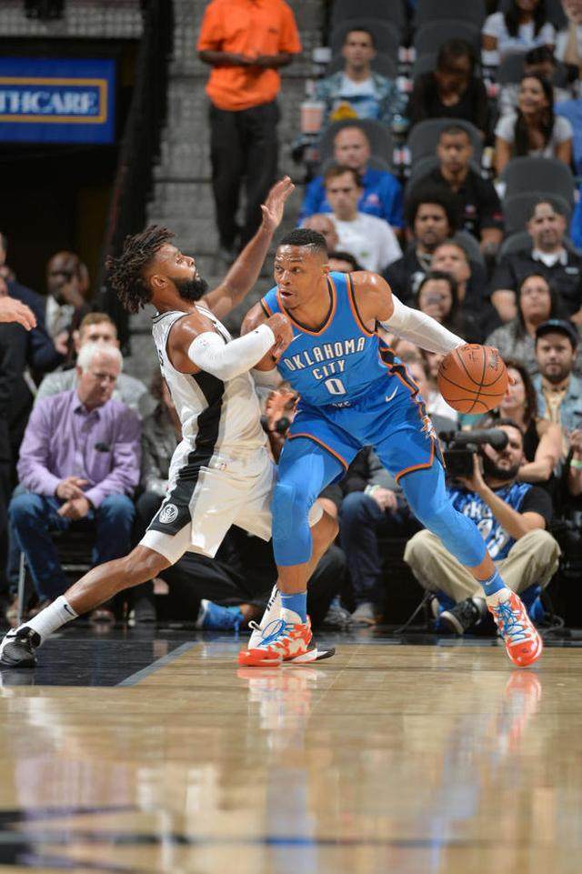 九游体育-包含维拉客场失利，主帅重点反思战术问题的词条