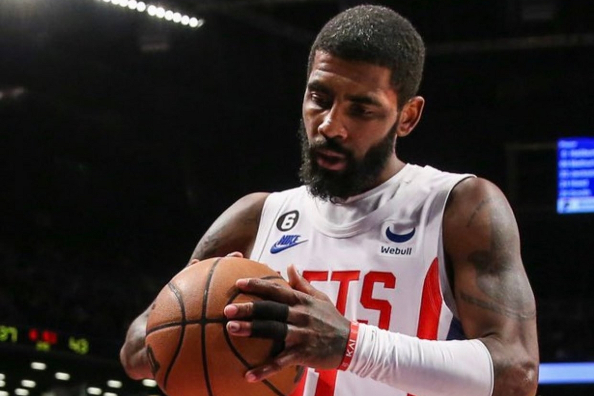 包含爵士在客场输给篮网,魔长戴维斯发威的词条 包含爵士在客场输给篮网,魔长戴维斯发威的词条