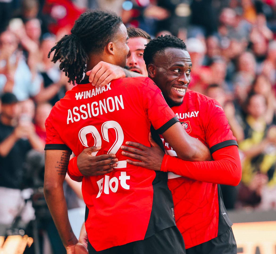 关于巴黎圣日耳曼主场战胜雷恩斩获法甲四连胜的信息 关于巴黎圣日耳曼主场战胜雷恩斩获法甲四连胜的信息