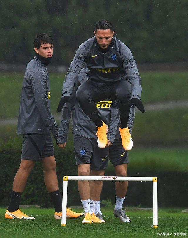 九游娱乐入口-斯帕尔主场迎战萨索洛，实力半斤八两