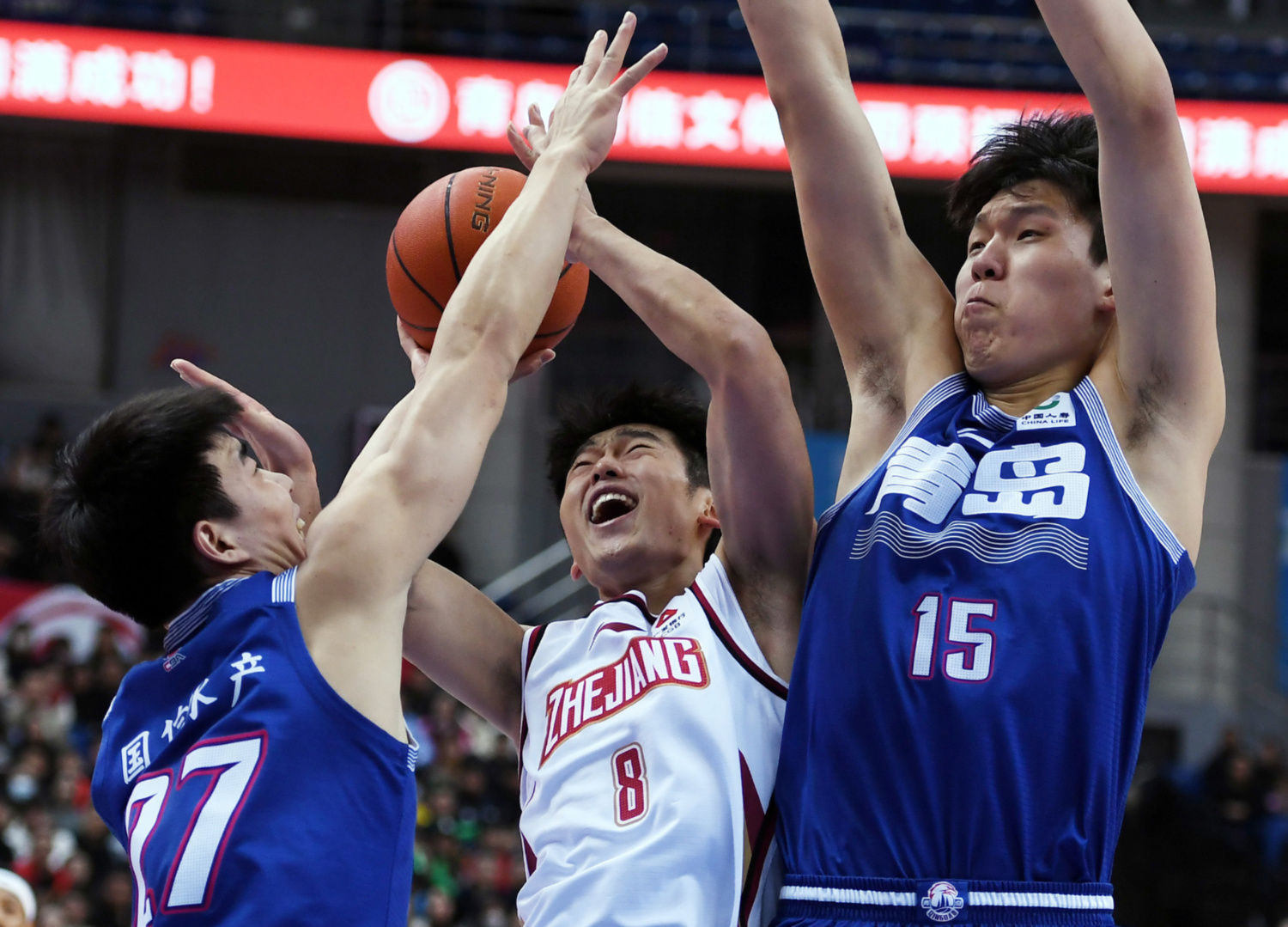 9you娱乐-包含青岛队在客场击败青海，继续保持领先的词条