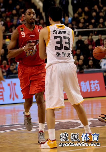 包含青岛队在客场击败青海,继续保持领先的词条 包含青岛队在客场击败青海,继续保持领先的词条