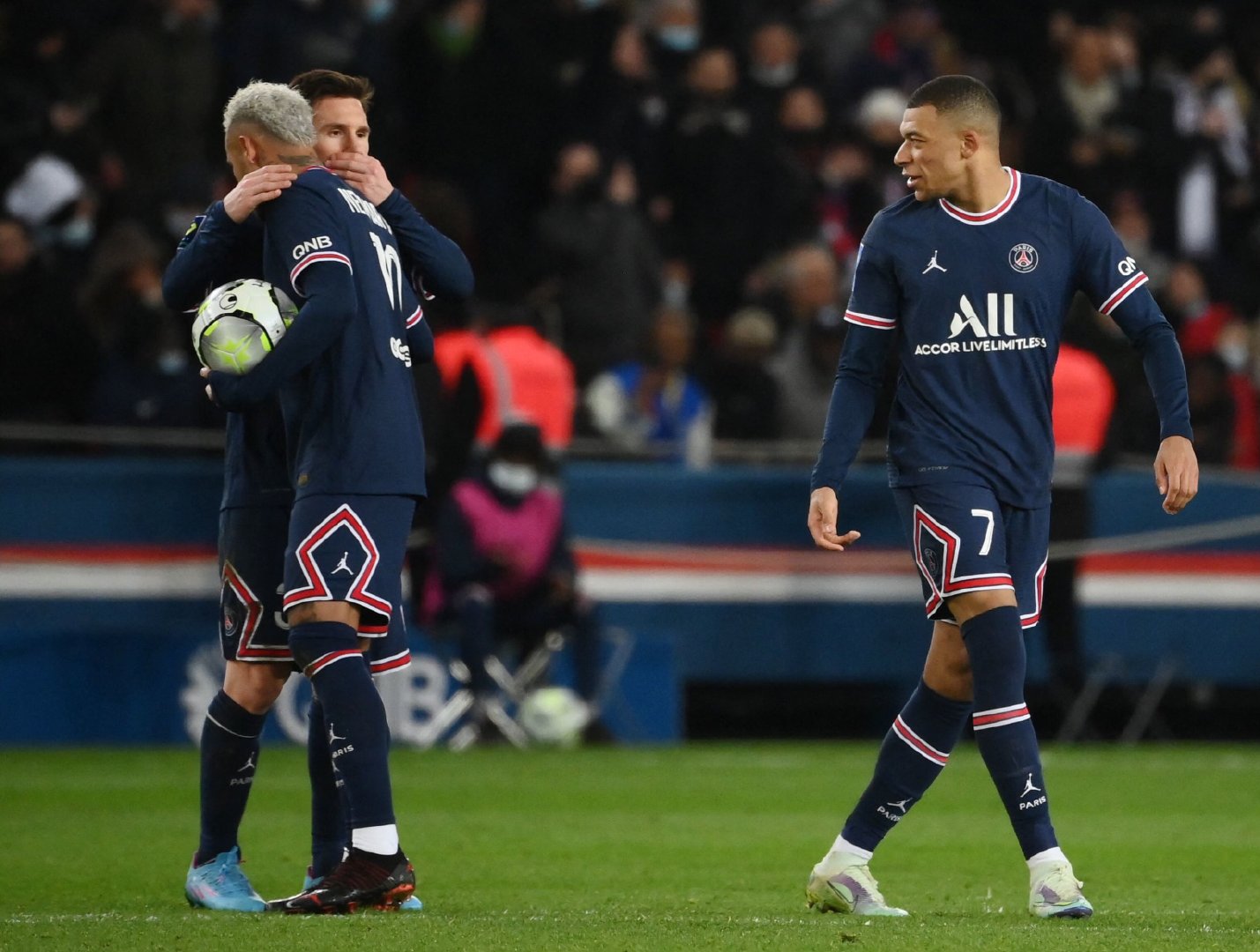 九游娱乐网页-圣埃蒂安将在本周末与昂热进行激烈交锋