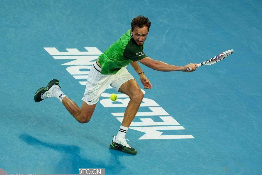 九游VIP-包含澳网碾压年终总决赛，梅德韦杰夫扛起全队的词条