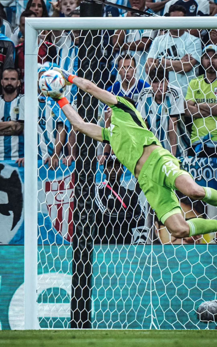 九游娱乐官方-墨西哥翻盘巴黎，门迪扛起全队