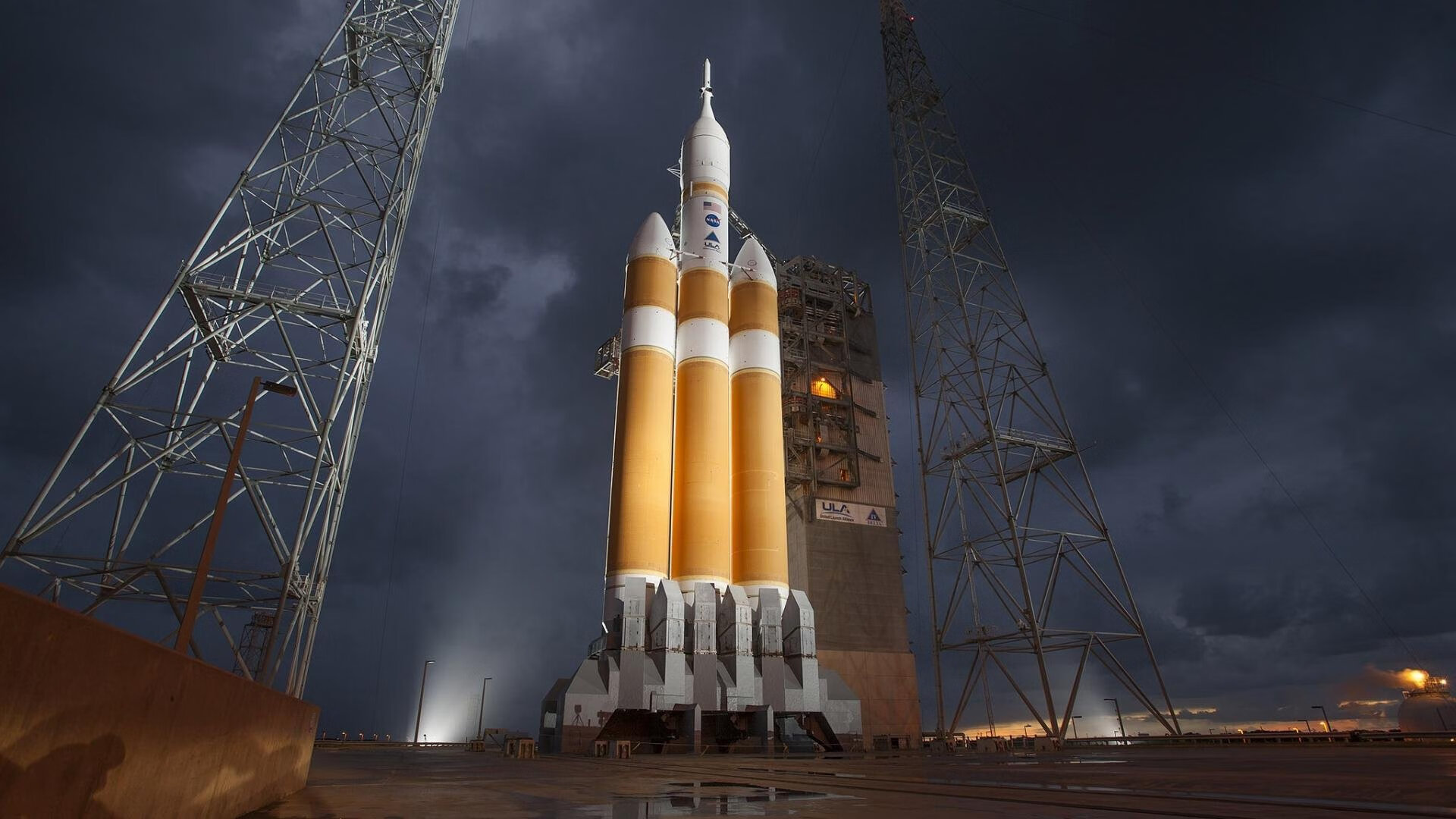 九游体育-天神下凡夜，詹姆斯48分撕碎铁桶阵，步行者巅峰对决气走活塞