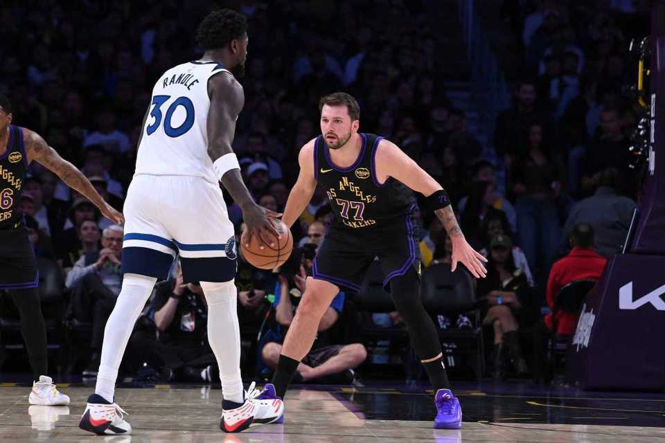 快船对阵山西队,东契奇成为胜负手 快船对阵山西队,东契奇成为胜负手